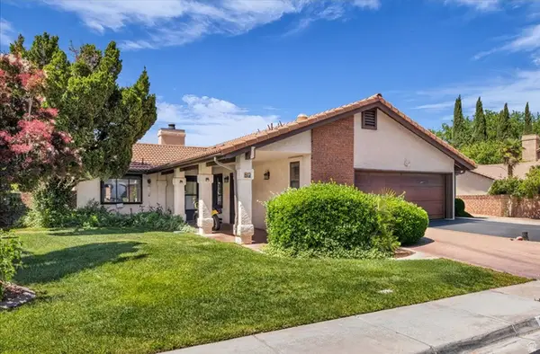 545 S Valley View Dr Dr #82, St. George, UT 84770
