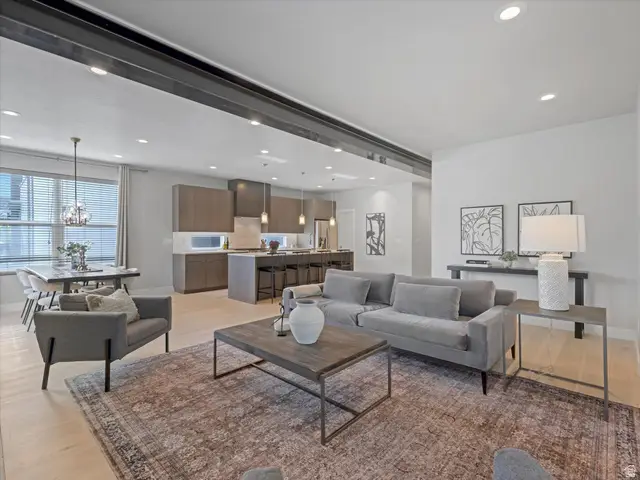 260 W 500 N #7, Salt Lake City, UT 84103 - #2