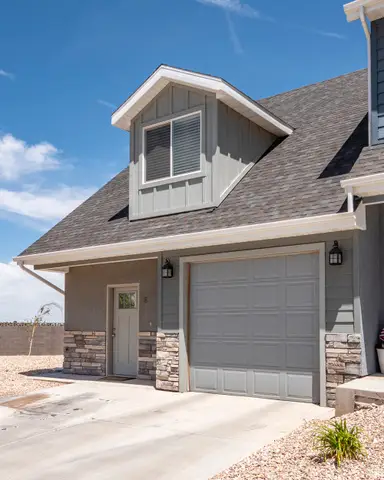 1510 W Topaz Dr #E, Cedar City, UT 84720 - #3