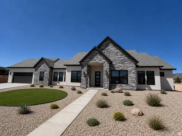 2152 S Bluff Dr, Cedar City, UT 84720 - #1