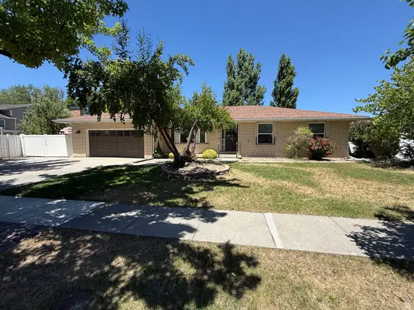 780 W Walden Hills Dr, Murray, UT 84123