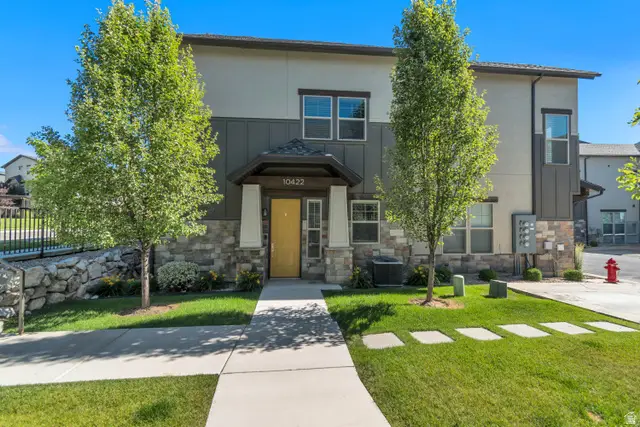 10422 S Beetdigger Blvd, Sandy, UT 84070 - #2