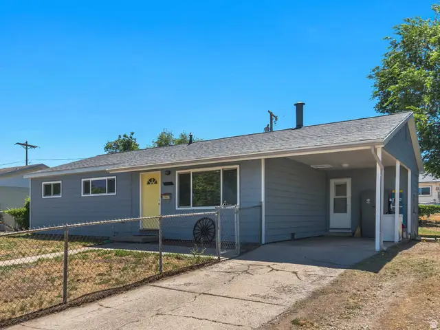 5160 S Charlotte Ave W, Salt Lake City, UT 84118 - #2