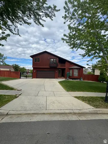 9650 S Buttonwood Dr, Sandy, UT 84092 - #1