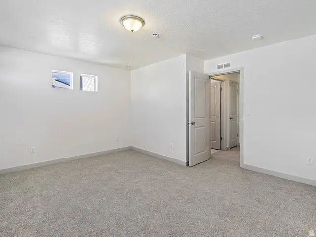 375 E Halls Creek Rd, Saratoga Springs, UT 84045 - #3