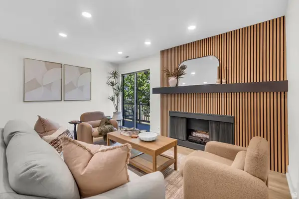 88 W 50 S #C-8, Centerville, UT 84014