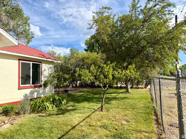 189 N 200 W, Blanding, UT 84511 - #2