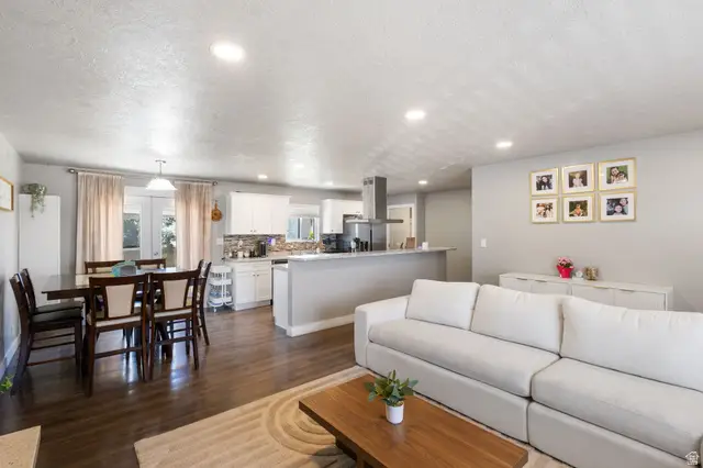 3770 W El Glen Ave Ave S, West Valley City, UT 84120 - #1