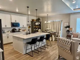 315 S Sherman St, Mapleton, UT 84664 - #3