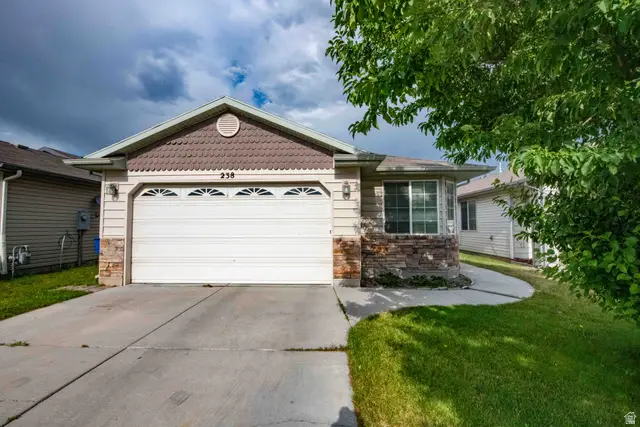 238 N Caleb Dr, North Salt Lake, UT 84054 - #1