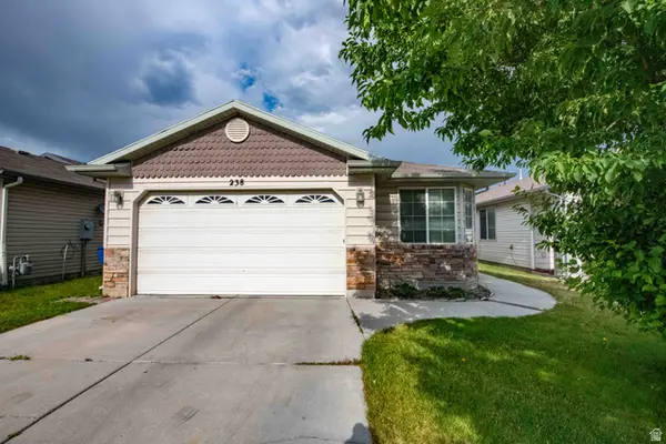 238 N Caleb Dr, North Salt Lake, UT 84054
