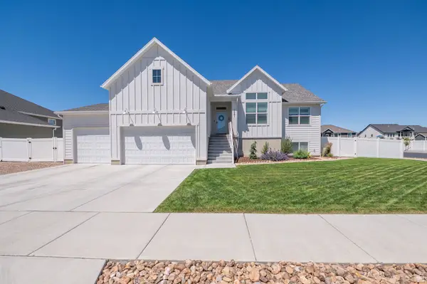 3561 S Green Farm Way, West Haven, UT 84401