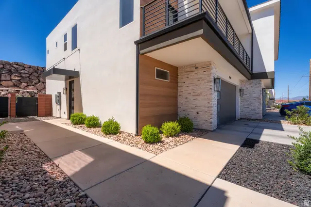 868 E Desert Cactus Dr, Washington, UT 84780 - #3