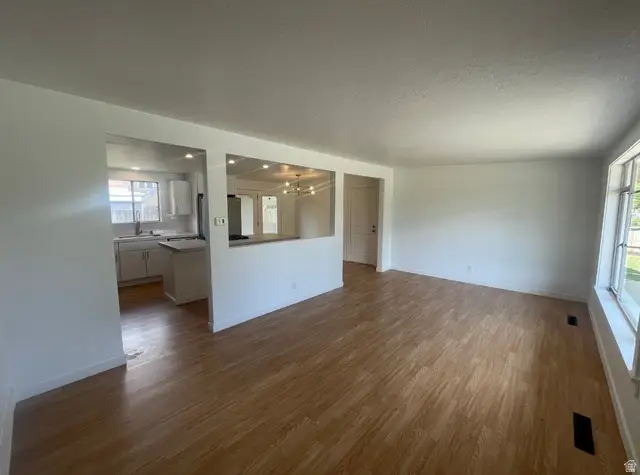 5822 S Golden Dr W, Murray, UT 84123 - #3
