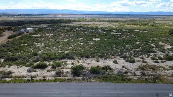 3750 Coal Crk, Wellington, UT 84542