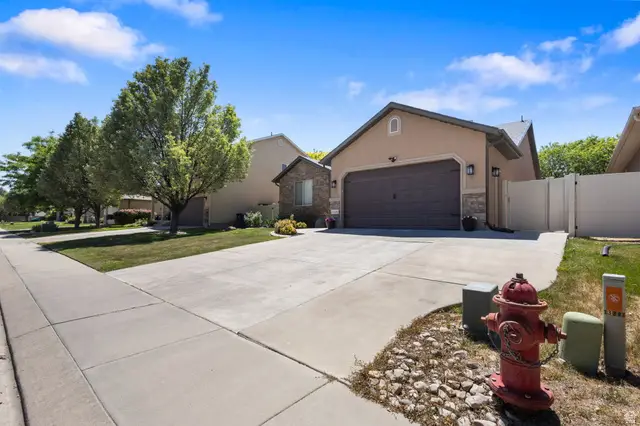 13306 Cedar Park Dr, Herriman, UT 84096 - #3