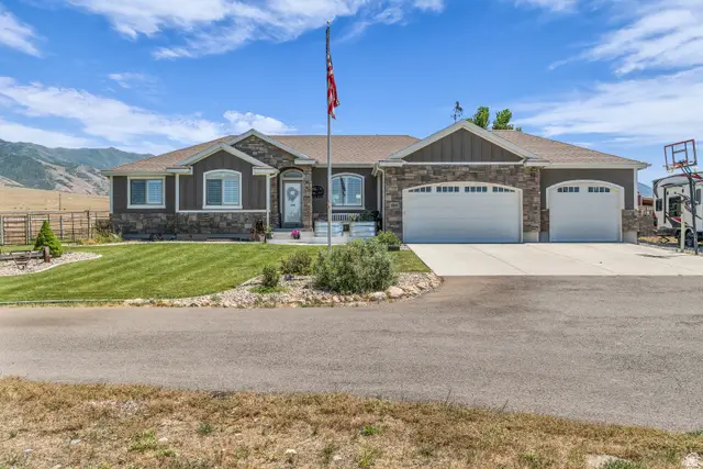 1644 E Arrowhead Ln, Erda, UT 84074 - #1
