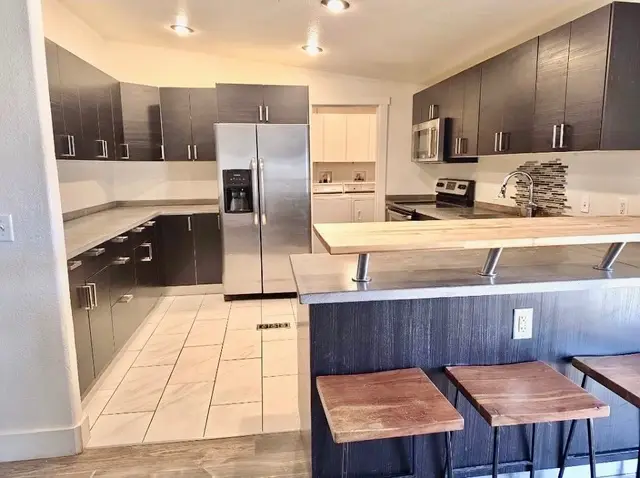 196 W Rio Grand Dr, Moab, UT 84532 - #3