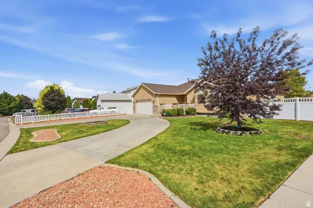 344 W Heber Cv S, Grantsville, UT 84029 - #2