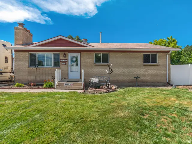2120 W Robins Way S, West Jordan, UT 84084 - #1