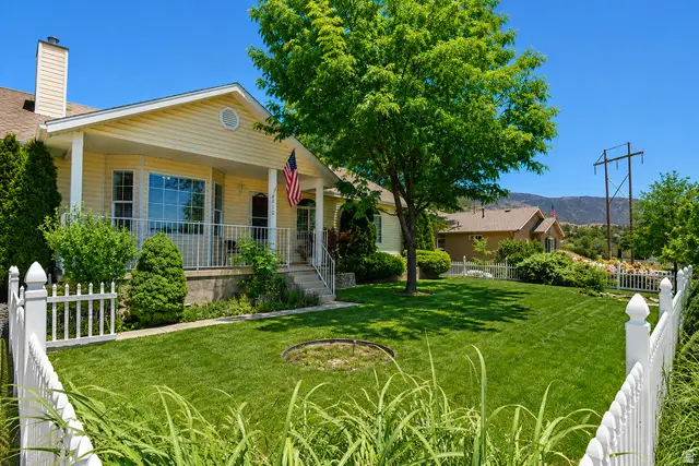 4550 Pioneeer Dr N, Enoch, UT 84721 - #1