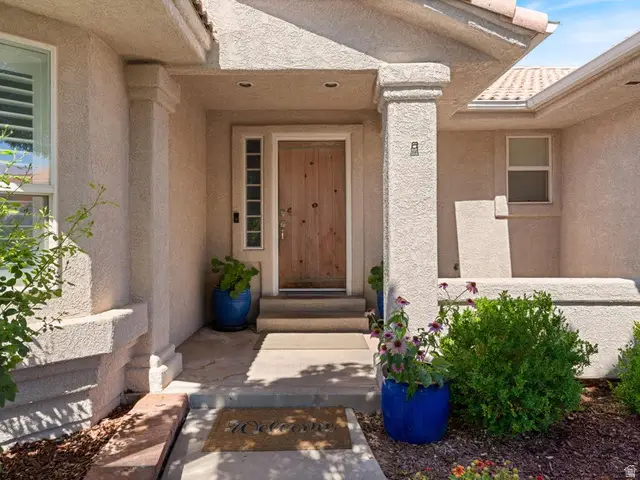 1110 E Sherman Cir, Saint George, UT 84790 - #3