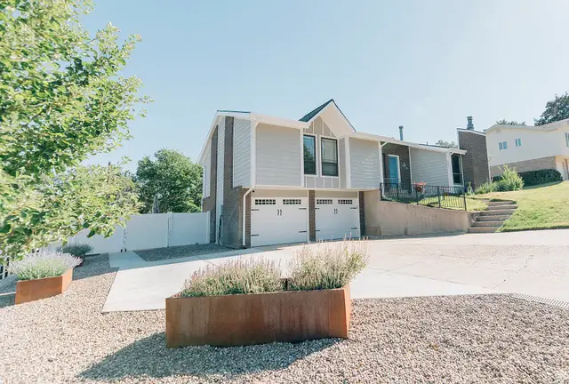 441 E Chelsea Dr S, Bountiful, UT 84010 - #2
