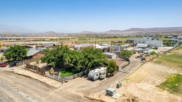 2757 S Little Valley Rd, Saint George, UT 84790 - #2