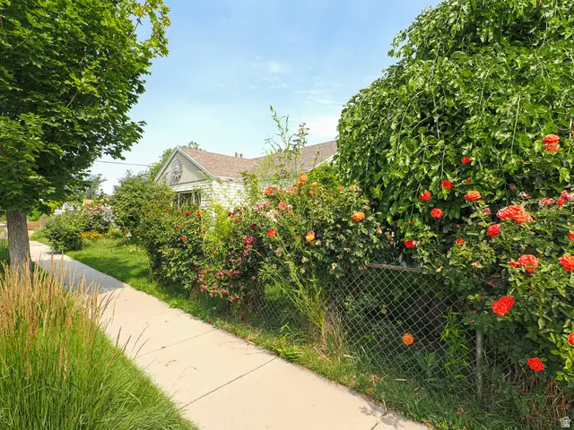 493 E Truman Ave, Salt Lake City, UT 84115 - #3