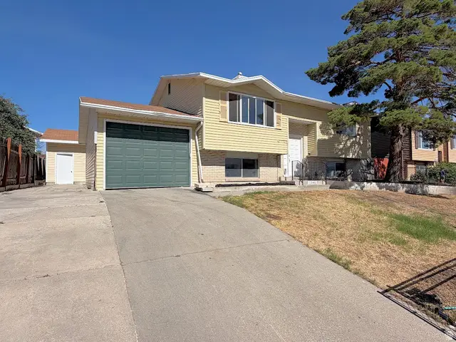 5462 S 5425 W, Kearns, UT 84118 - #1