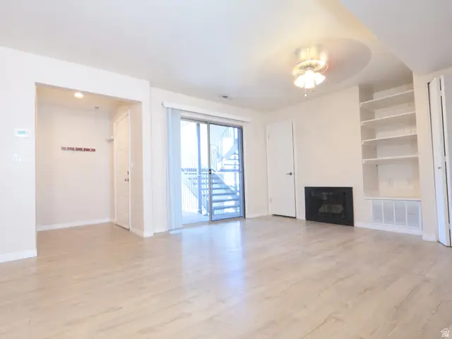1677 N Hickory Ln W, Provo, UT 84604 - #2