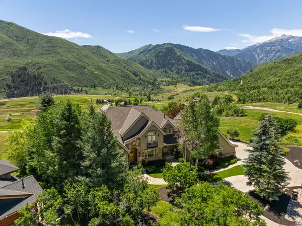 8558 Chokecherry Ln, Sundance, UT 84604