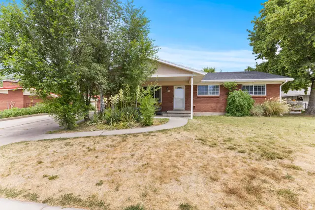 897 E Elm St, Layton, UT 84041 - #2