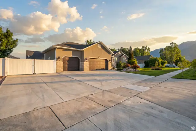 333 E Rosewood Park Ln, Draper, UT 84020 - #2