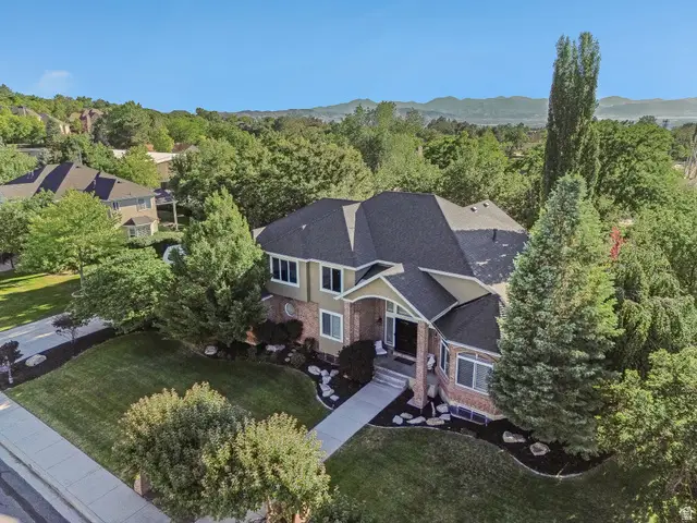 10664 S Trailridge Cir, Sandy, UT 84092 - #1