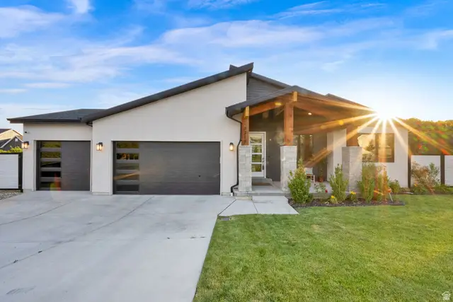 6319 W Sutherland Dr, Highland, UT 84003 - #2