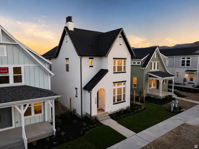 11434 S Glass Hill Dr, South Jordan, UT 84009 - #2