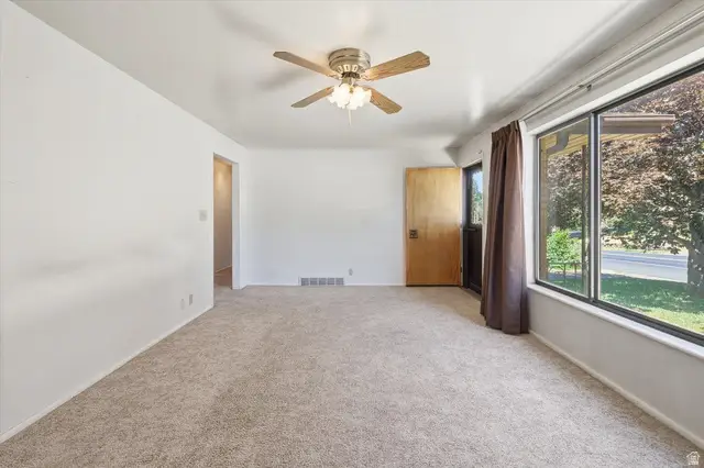 555 W 300 N, Clearfield, UT 84015 - #3