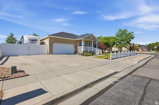 5467 W Mayflower St, West Jordan, UT 84081 - #2