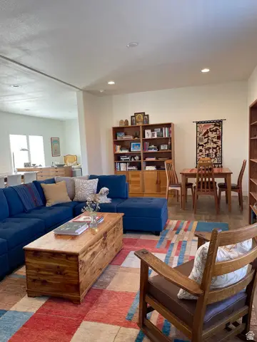 4960 E Grand Vermillion Ave, Kanab, UT 84741