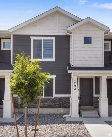 1792 N Blue Iris Ave #1063, Tooele, UT 84074