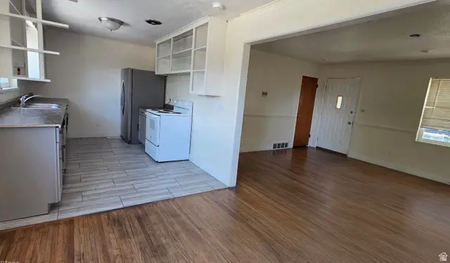 7708 W Glenwood Ave, Magna, UT 84044 - #2