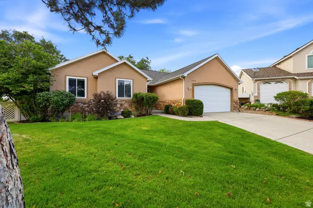 10218 S Sandy Willows Cv, Sandy, UT 84070 - #3