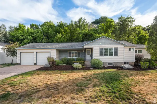 185 E South Weber Dr, South Weber, UT 84405 - #2