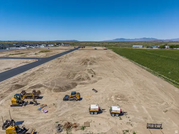 5316 W 3150 S #218, Hooper, UT 84315