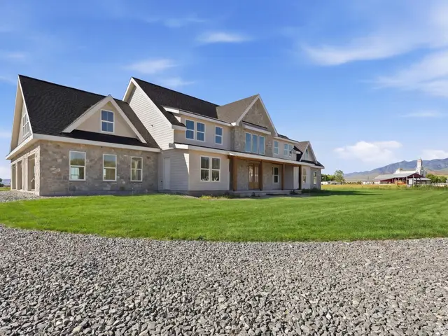983 W 5650 N, Smithfield, UT 84335 - #3
