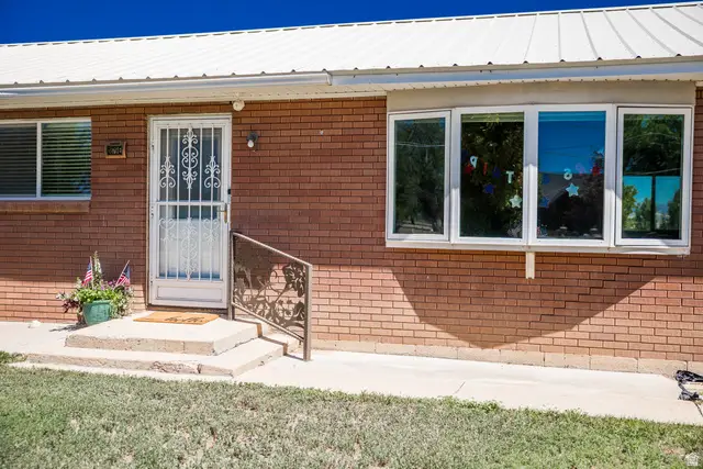 1879 E 2500 S, Naples, UT 84078 - #3