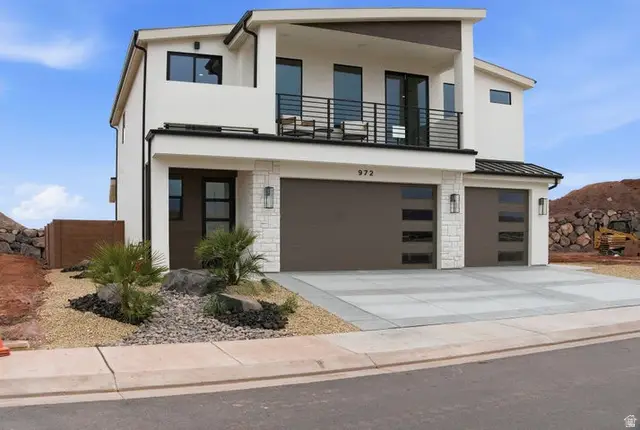972 E Coyote Crest Dr, Washington, UT 84780 - #2