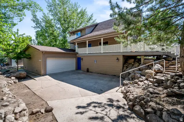 915 E Cedar Berry Ln, Pine Valley, UT 84781 - #2