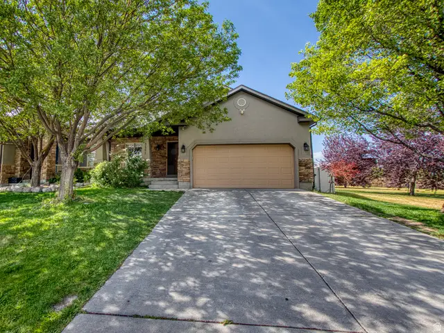 5552 W Eagle Peak Dr S, Herriman, UT 84096 - #1